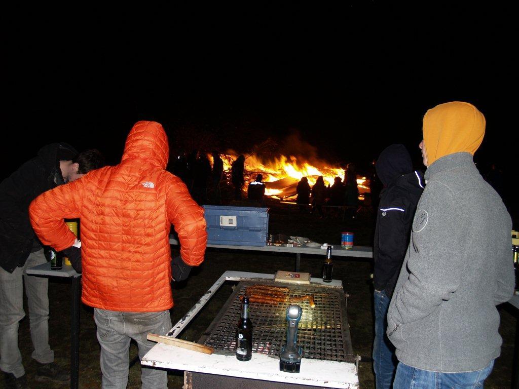 Osterfeuer 16